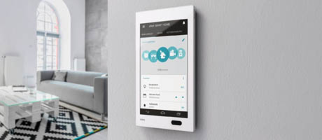 Bedienzentrale Gira G1 bei Elektrotechnik Zupfer in Weißenburg